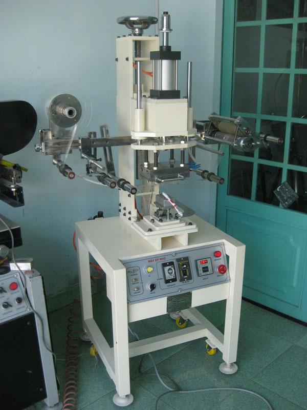 MÁY ÉP CHUYỂN MỰC NHŨ LÊN NHỰA